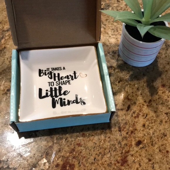 Teacher or Coach Trinket Dish- New in Box! - Picture 2 of 6